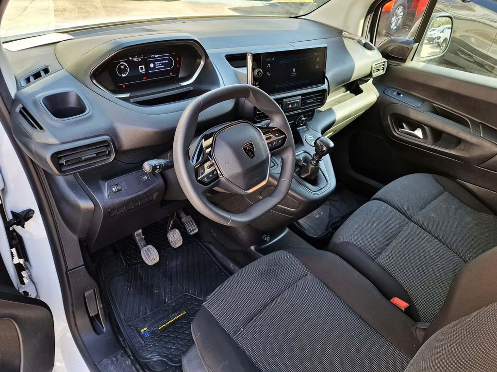 Peugeot PARTNER 1.5 2025 - Imagen 16 de 20