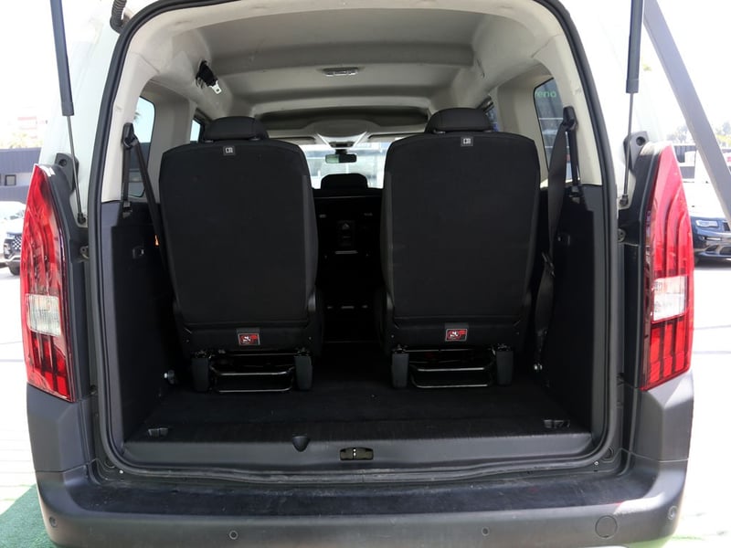 Peugeot RIFTER 1.5 ALLURE DIESEL AUITOMATICA 2024 - Imagen 10 de 20