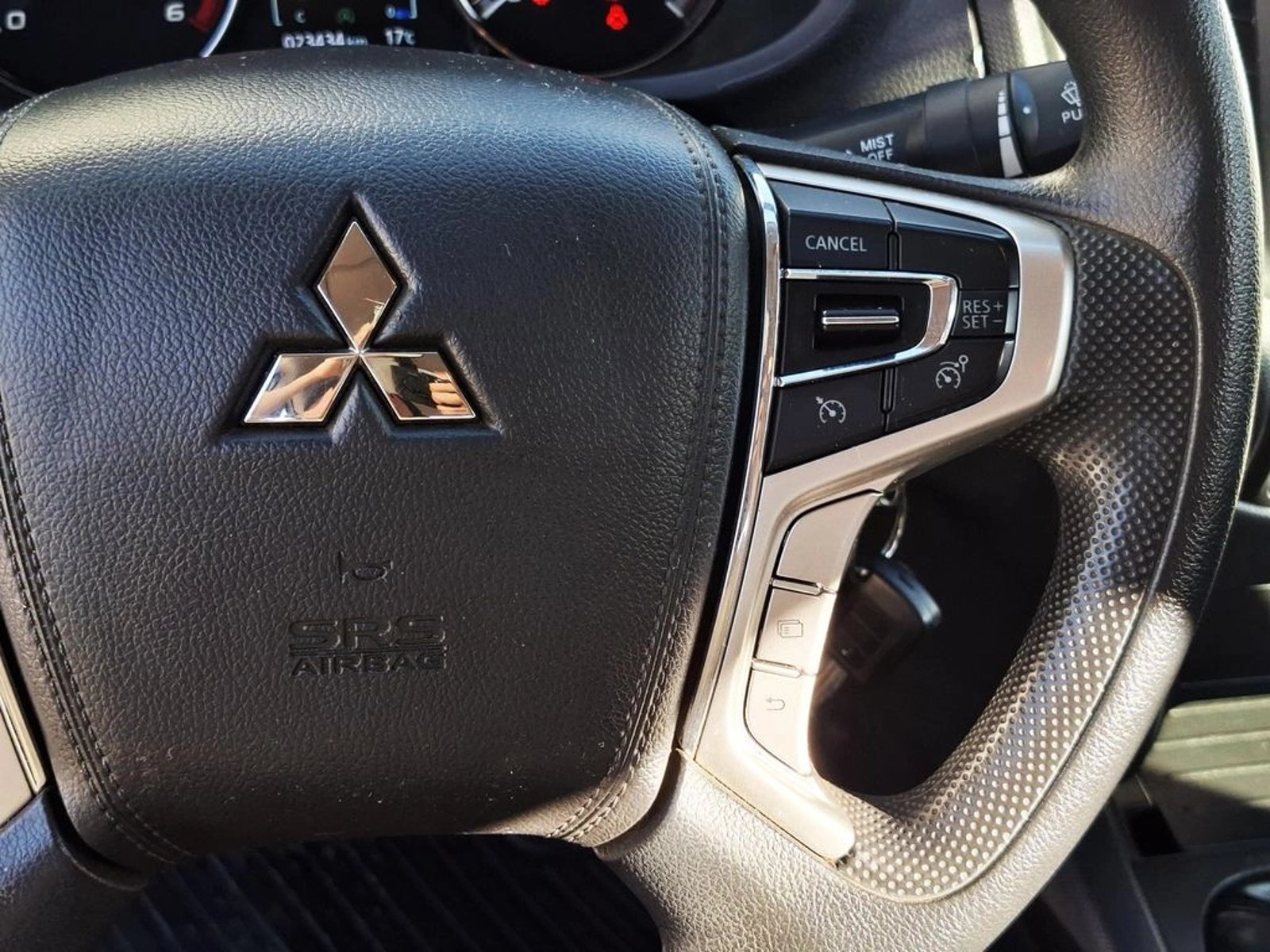 MITSUBISHI L200 2.4 2024 - Imagen 17 de 20