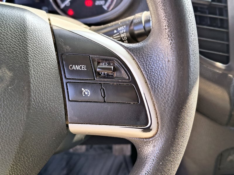 Mitsubishi L200 2.4 KATANA CR 2021 - Imagen 14 de 20