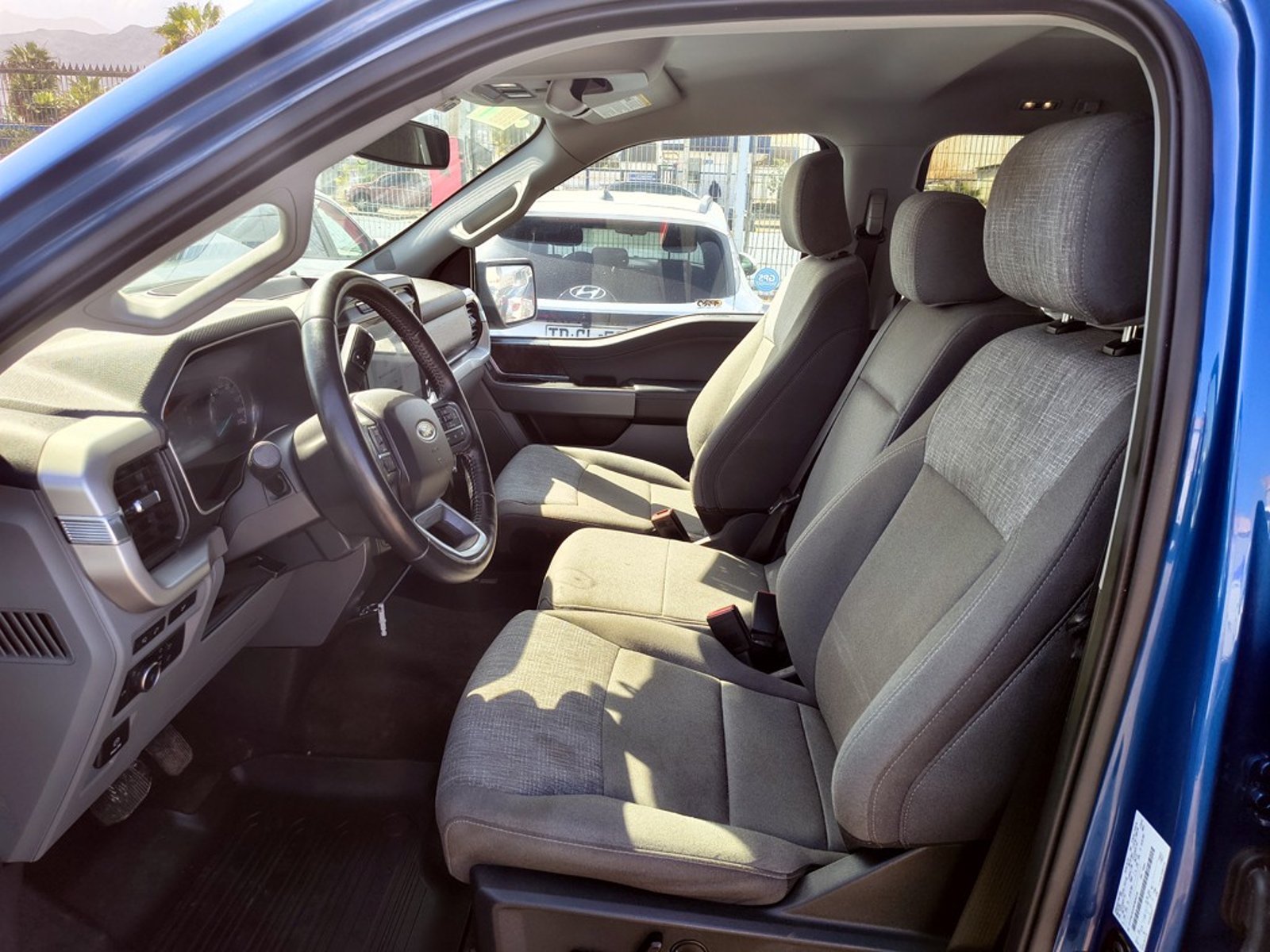 Ford F-150 5.0 Gasolina 4x4 T/A 2024 - Imagen 12 de 20