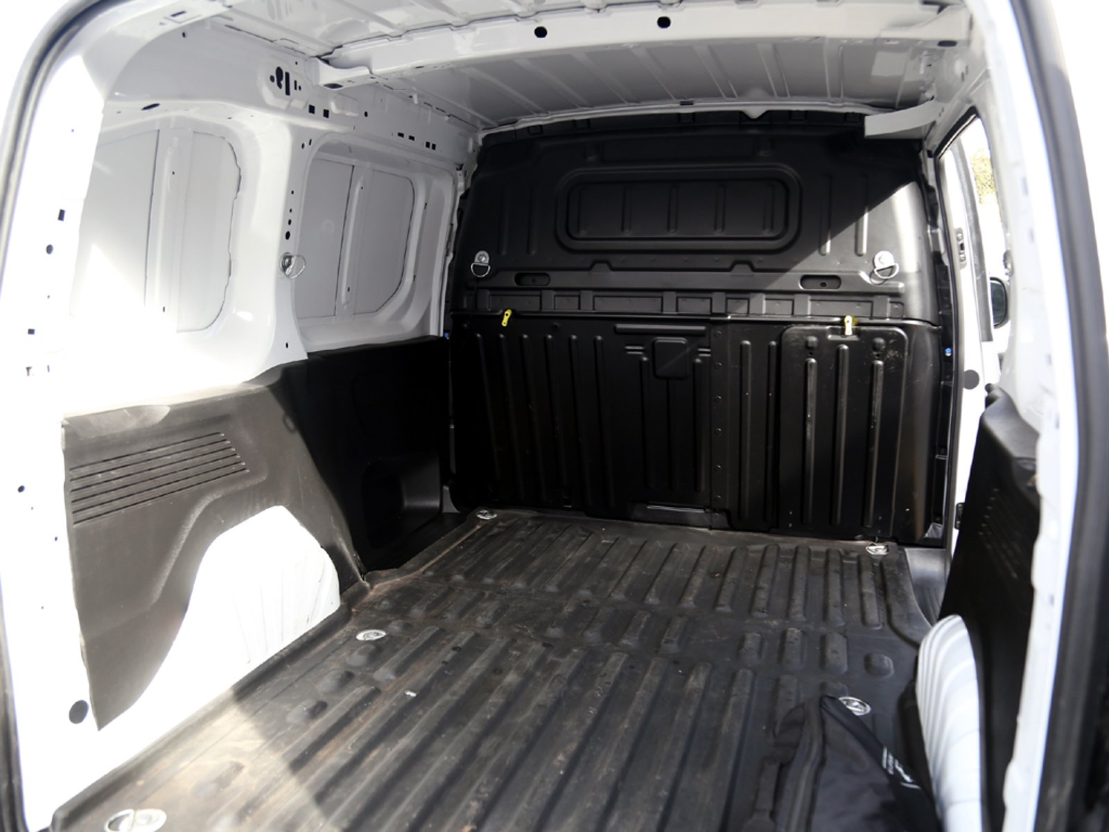 Peugeot PARTNER 1.5 L1 BLUEHDI 100 MT DIESEL 2024 - Imagen 9 de 20