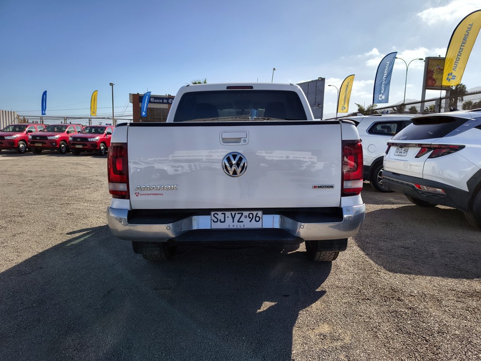 Volkswagen AMAROK 2.0 COMFORTLINE 4MOTION 2023 - Imagen 6 de 20