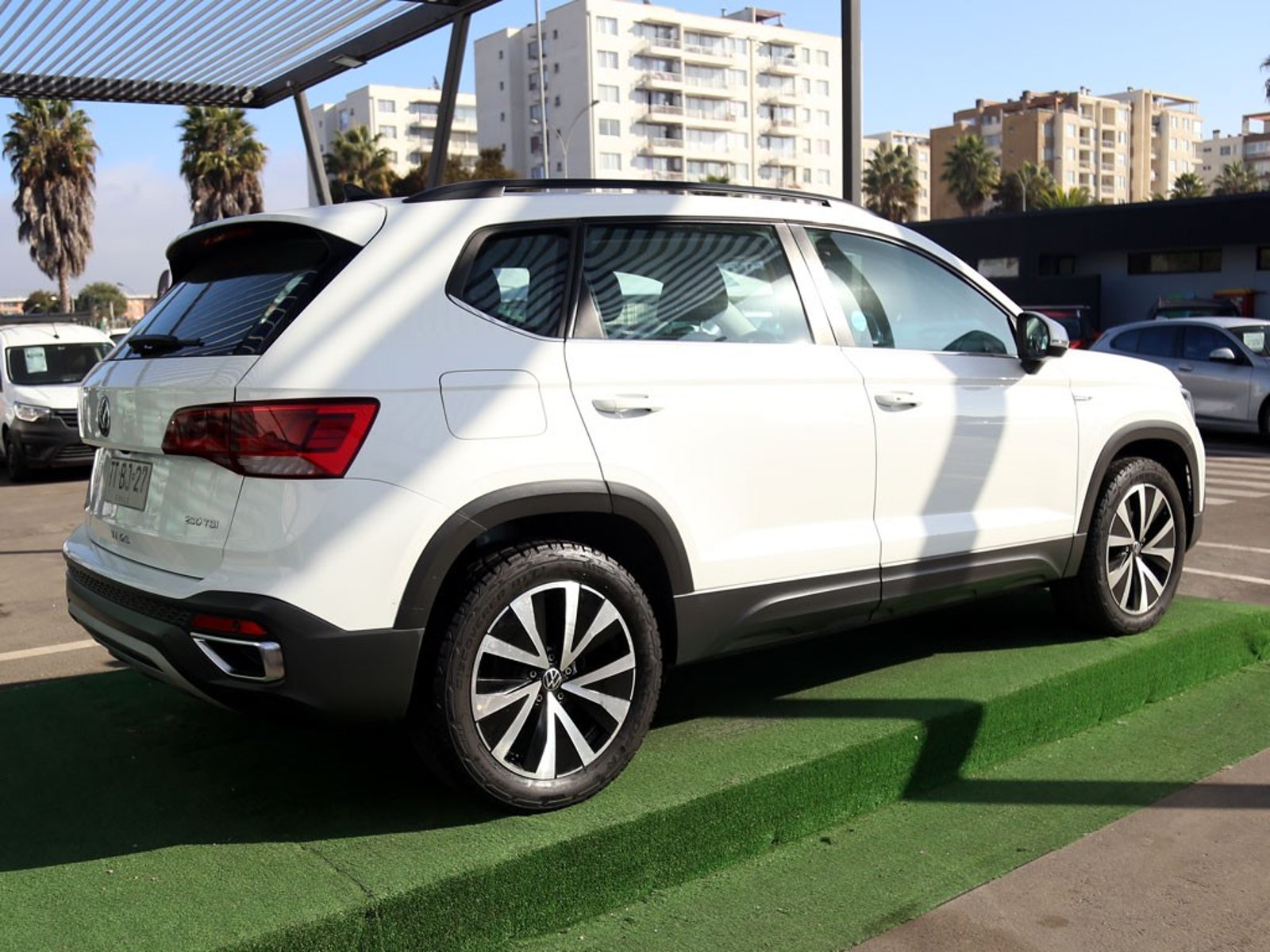 VOLKSWAGEN TAOS 1.4 TSI COMFORTLINE 4X2 AT 5P 2025 - Imagen 6 de 20
