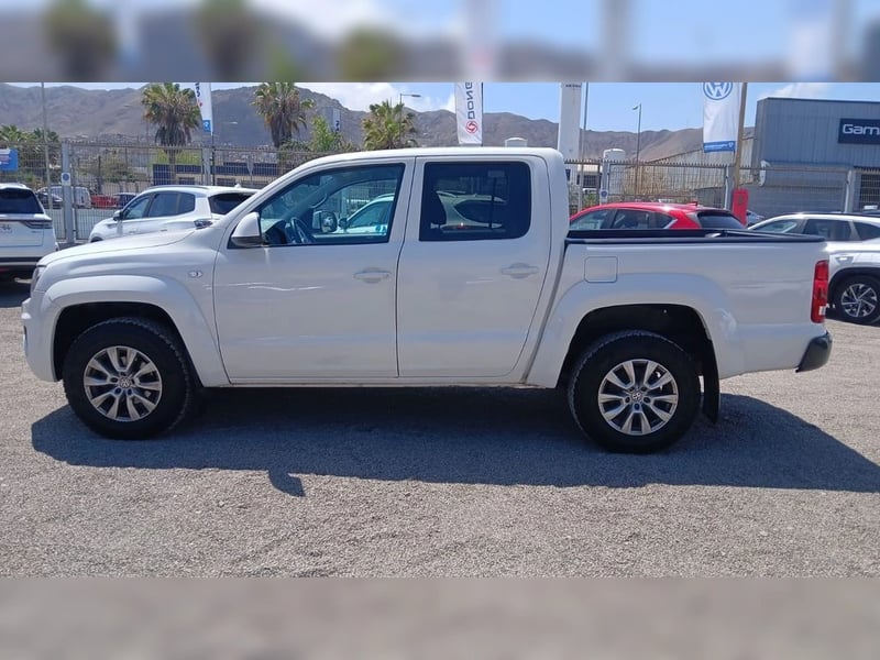 Volkswagen AMAROK 2.0 Diesel 4x2 T/M 2023 - Imagen 8 de 20