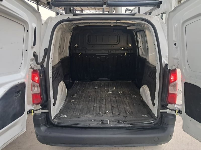 Peugeot PARTNER L1 1.5 HDI 4X2 MT 2024 - Imagen 8 de 19