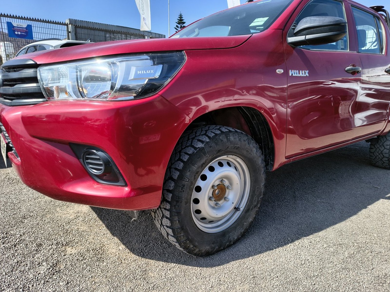 TOYOTA HILUX 2.4 DX DIESEL 4x2 2022 - Imagen 7 de 20