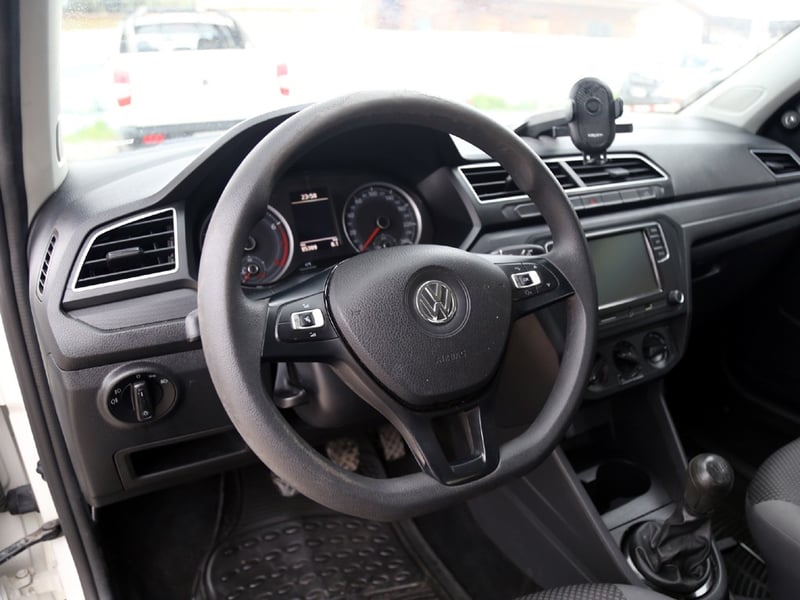 Volkswagen SAVEIRO 1.6 CAB. EXT. MT 2018 - Imagen 13 de 20