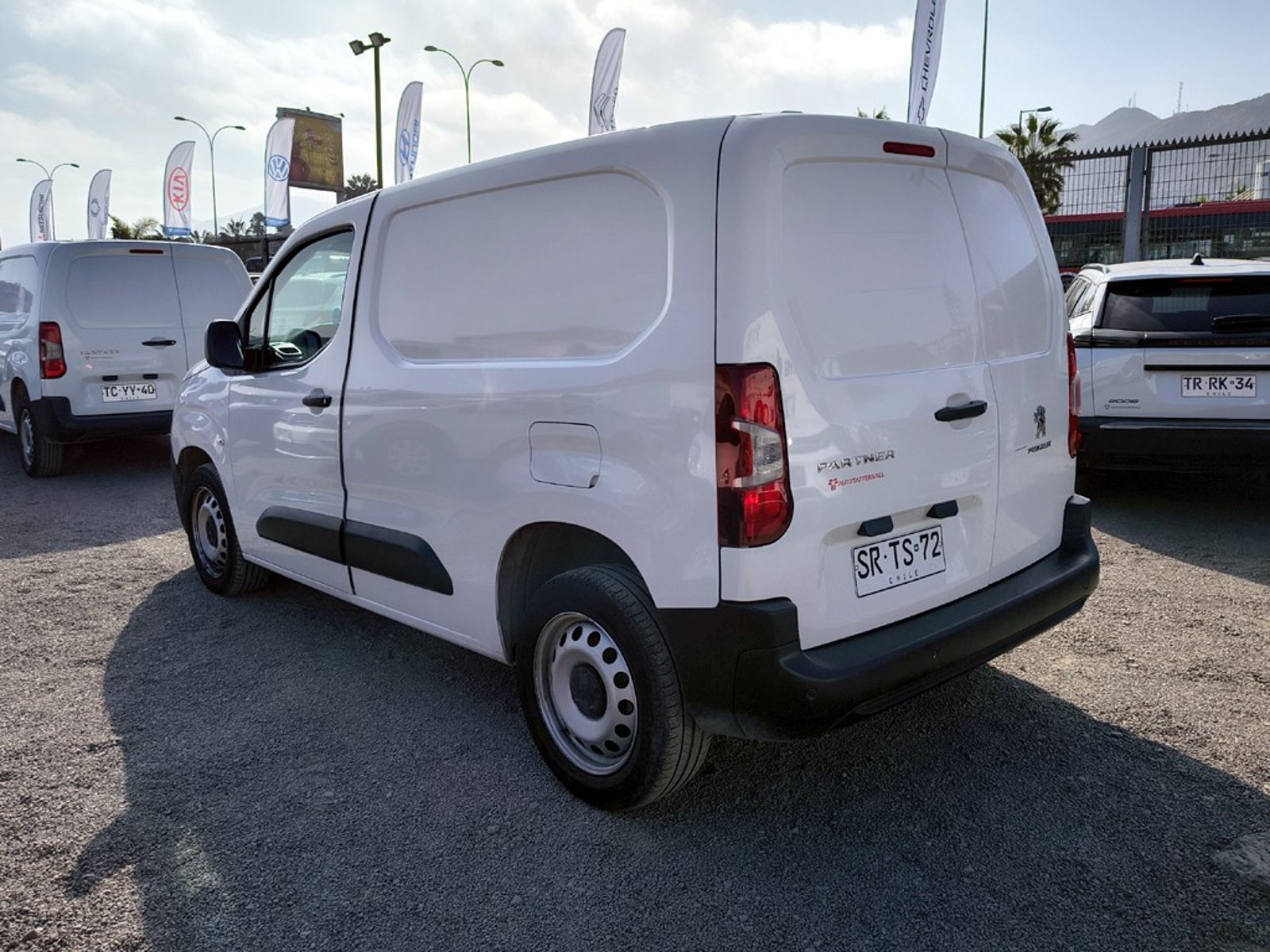 PEUGEOT PARTNER PARTNER L1 1.5 Diesel 4X2 T/M 2023 - Imagen 5 de 16
