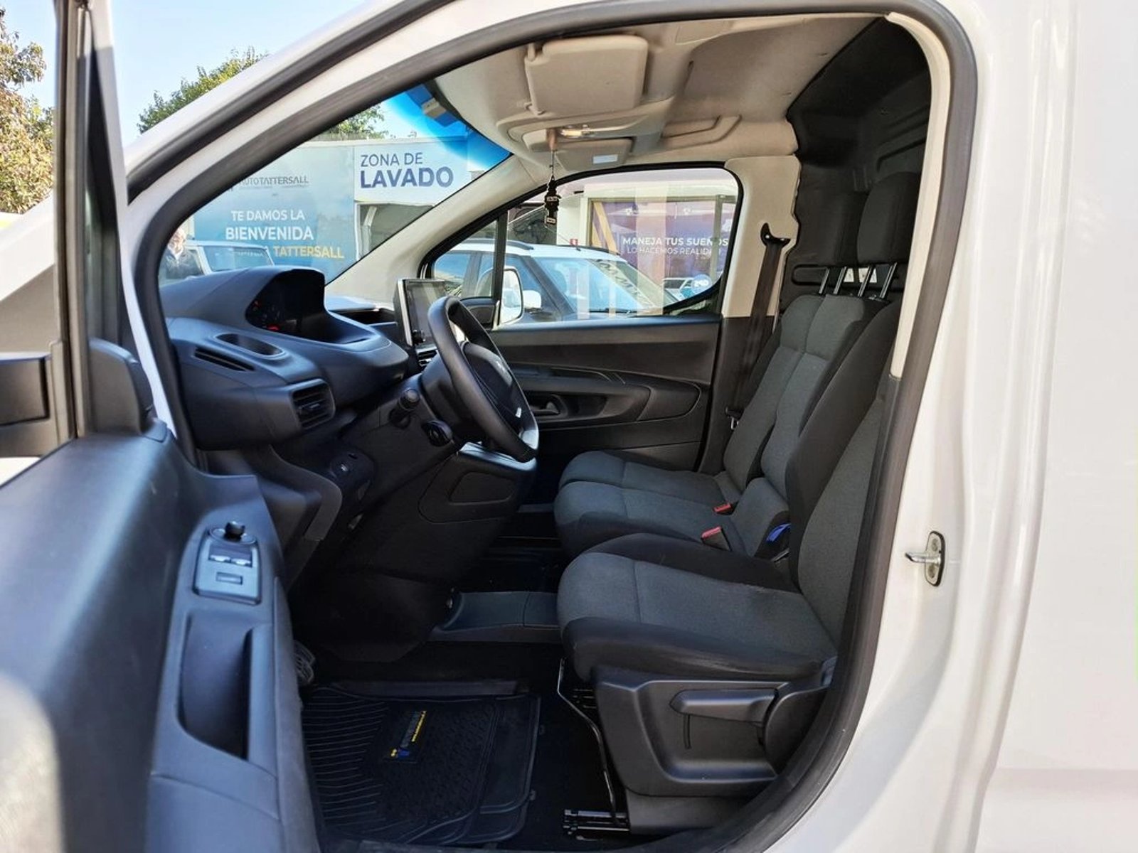 PEUGEOT PARTNER 1.5 2024 - Imagen 14 de 20