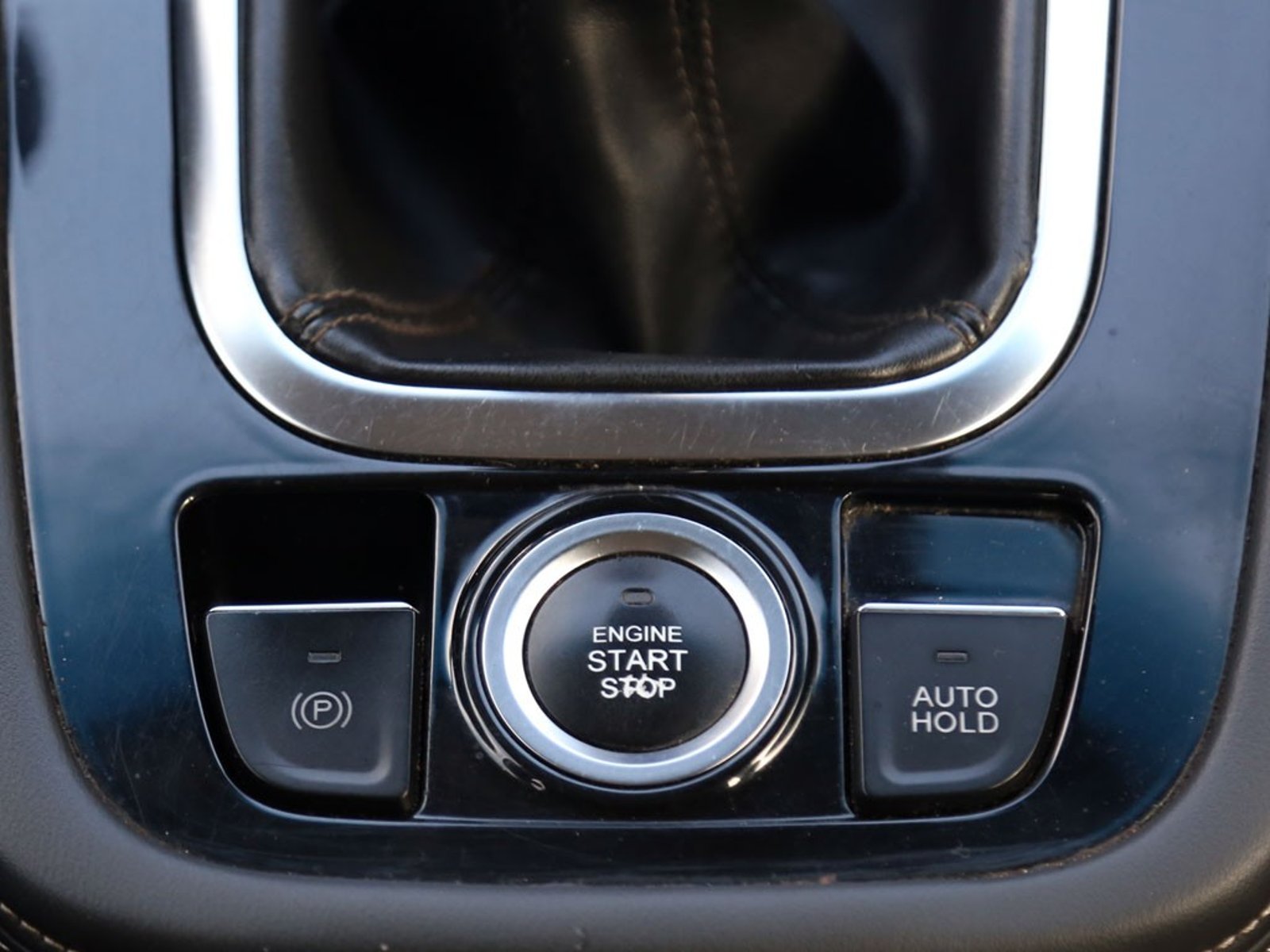 Jetour X70 1.5T GL 4X2 MT 5P 2024 - Imagen 17 de 20