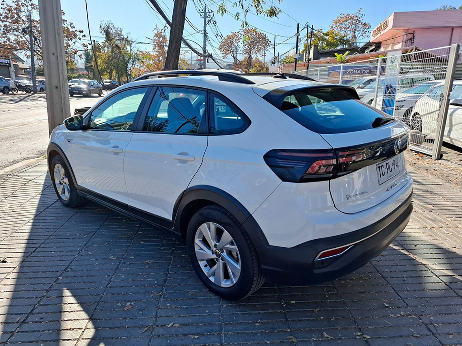 VOLKSWAGEN NIVUS 1.0 TSI COMFORTLINE 2023 - Foto 4 de 20