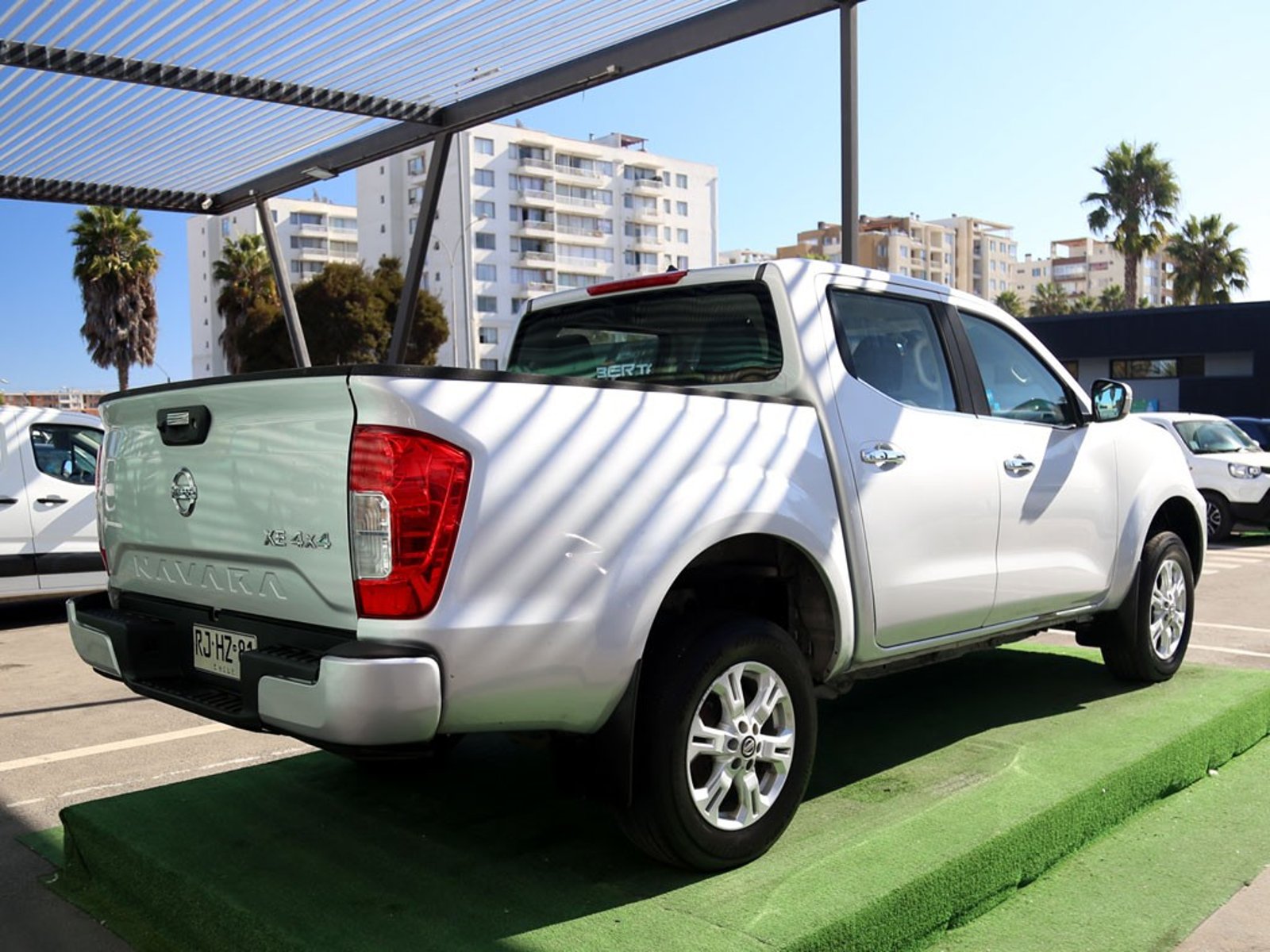 NISSAN NAVARA 2.3 AT 4X4 DIESEL 2022 - Imagen 6 de 20