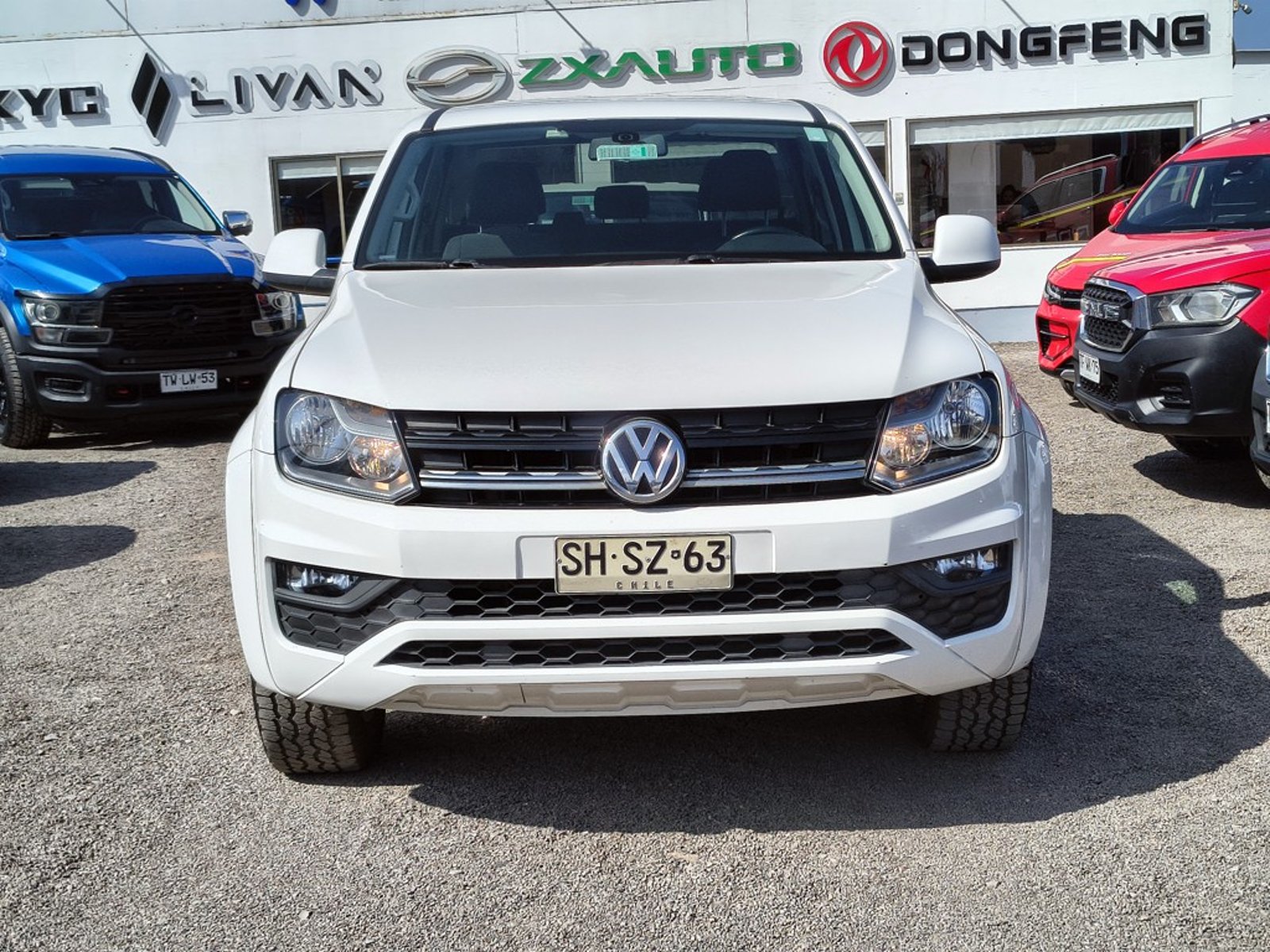 Volkswagen AMAROK TRENDLINE 4X4 2.0 2023 - Foto 2 de 20