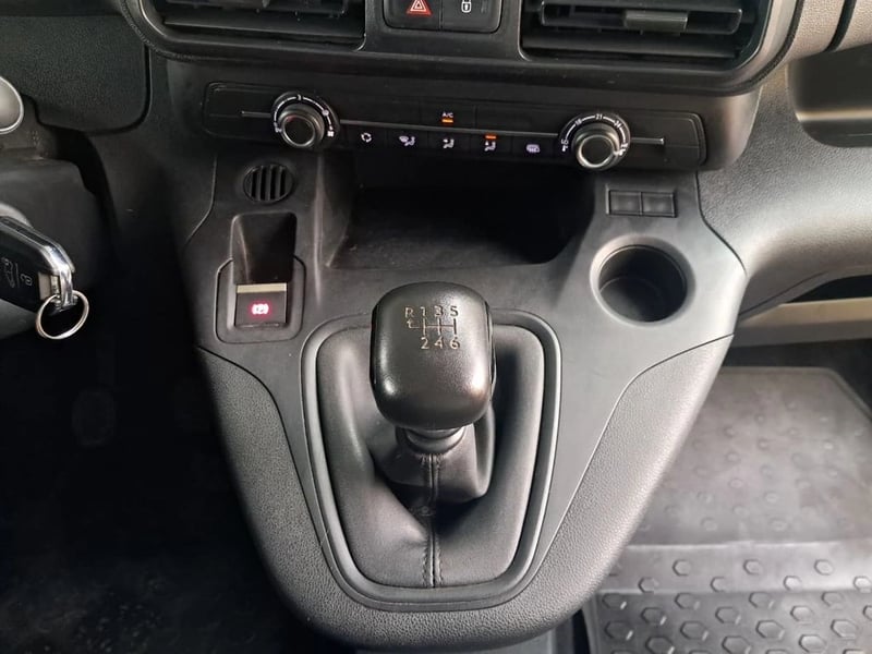 Peugeot PARTNER L1 1.5 HDI 4X2 MT 2024 - Imagen 16 de 19