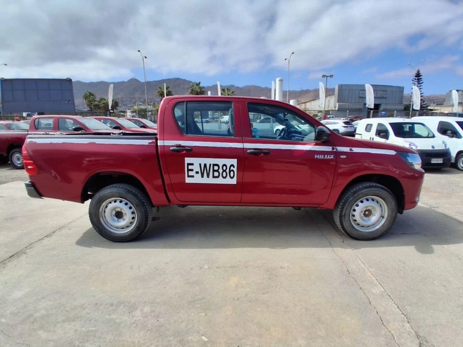 TOYOTA HILUX HILUX TSS 2.4 Diesel 4X2 T/M 2022 - Imagen 4 de 13