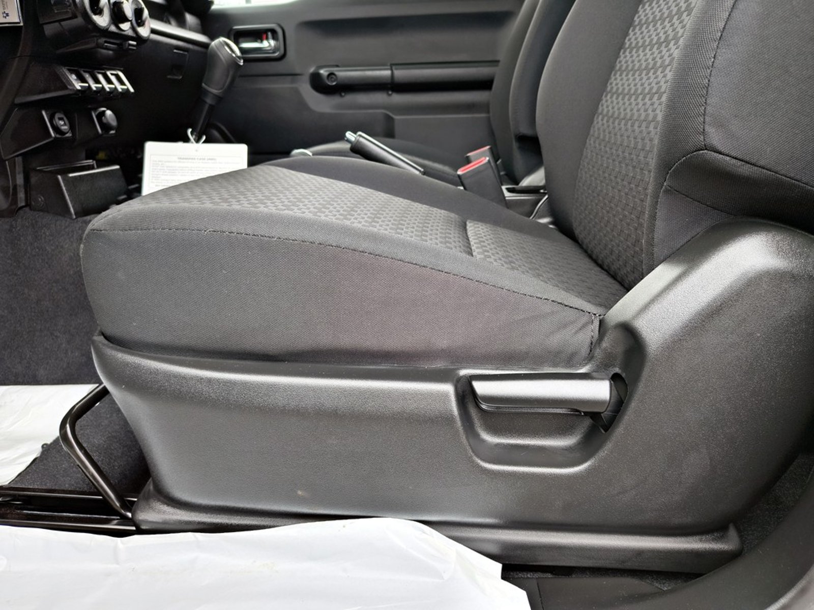 Suzuki JIMNY GL WINCHE MT 4X4 PRECIO+ IVA 2026 - Imagen 8 de 20