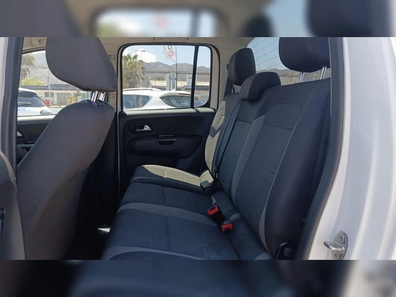 Volkswagen AMAROK 2.0 Diesel 4x2 T/M 2023 - Imagen 16 de 20