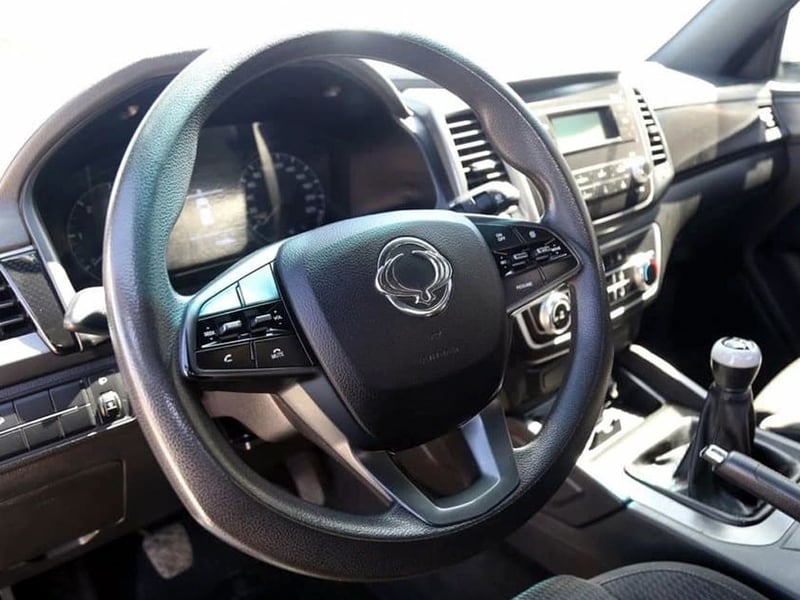 SsangYong GRAND MUSSO 2.2 4X2 MT 2022 - Imagen 13 de 20