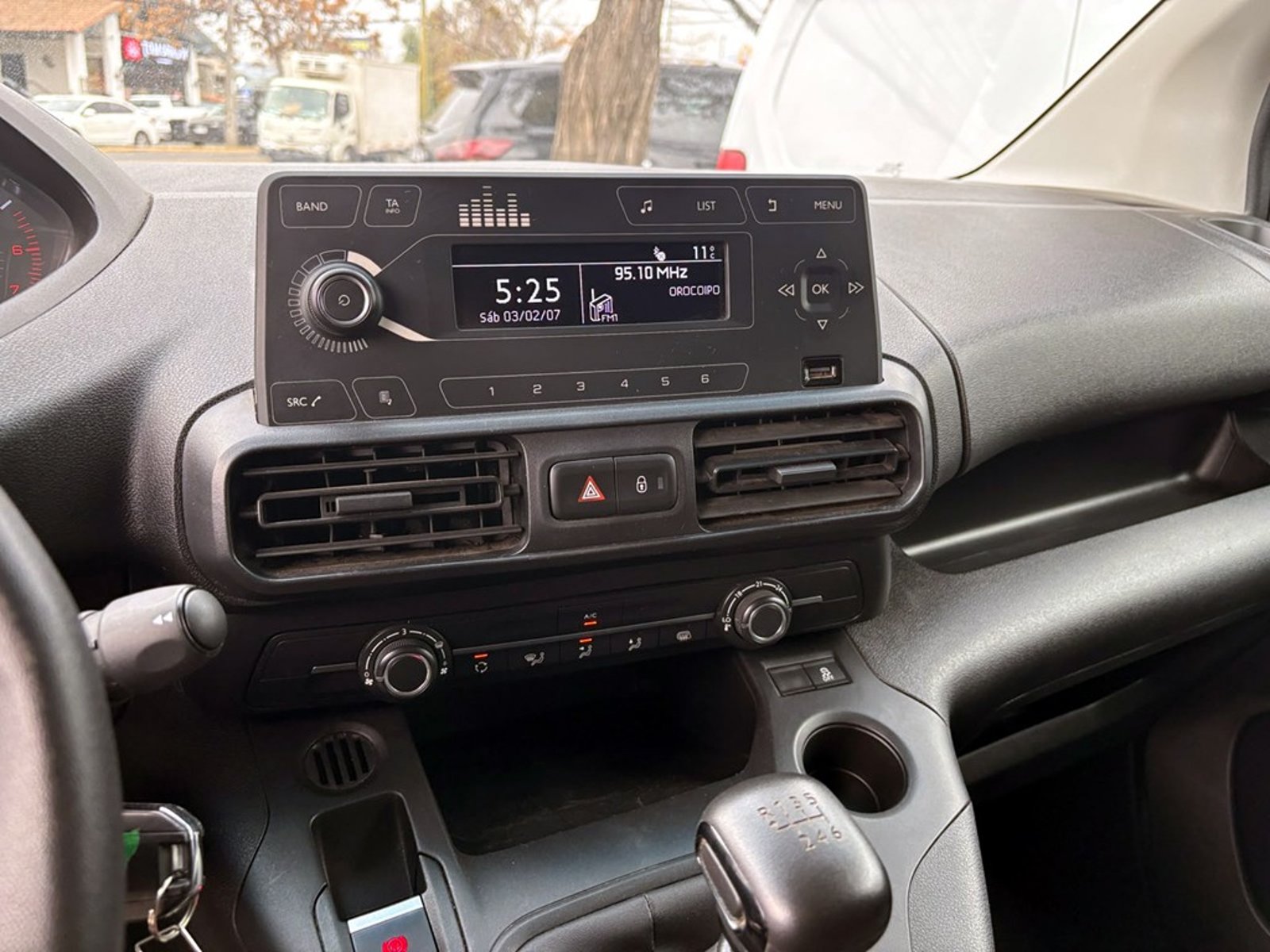 PEUGEOT PARTNER 1.5 L1 BLUEHDI 2023 - Imagen 15 de 18