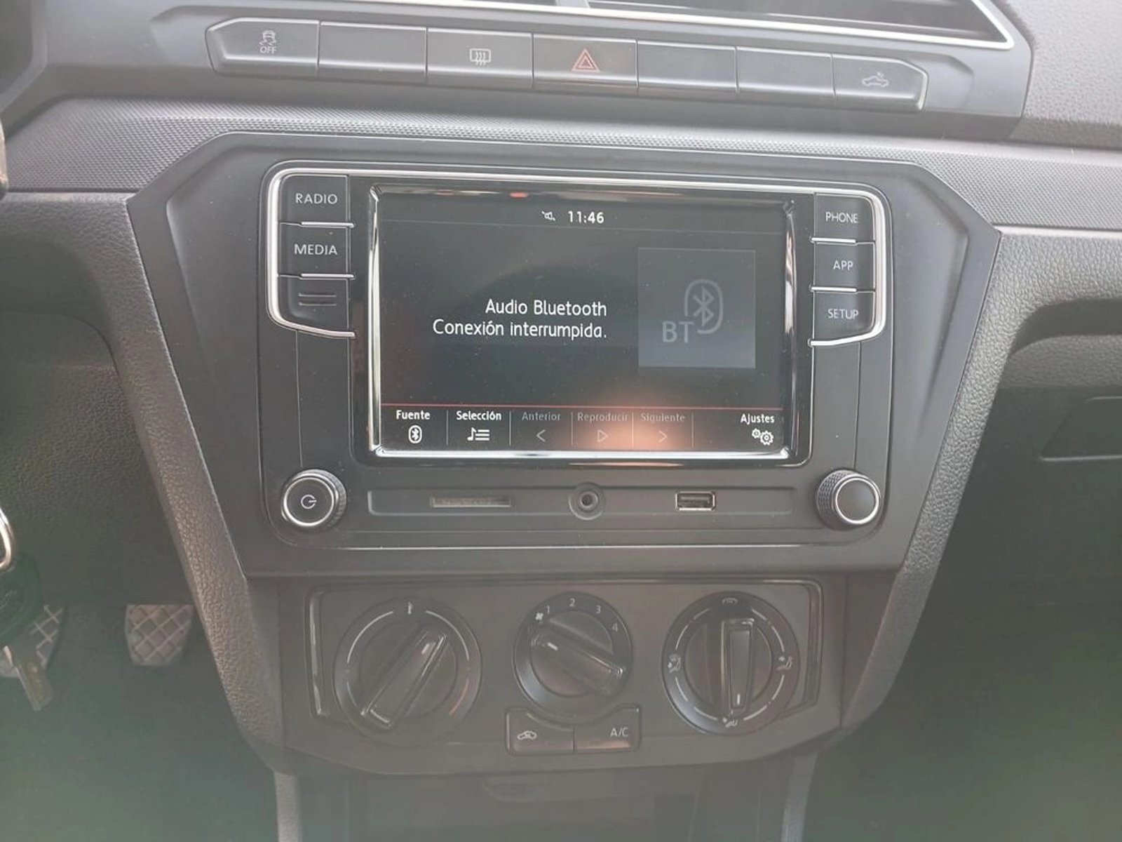Volkswagen SAVEIRO Saveiro 1.6 MT Cab Ext Confortline 2023 - Imagen 14 de 17