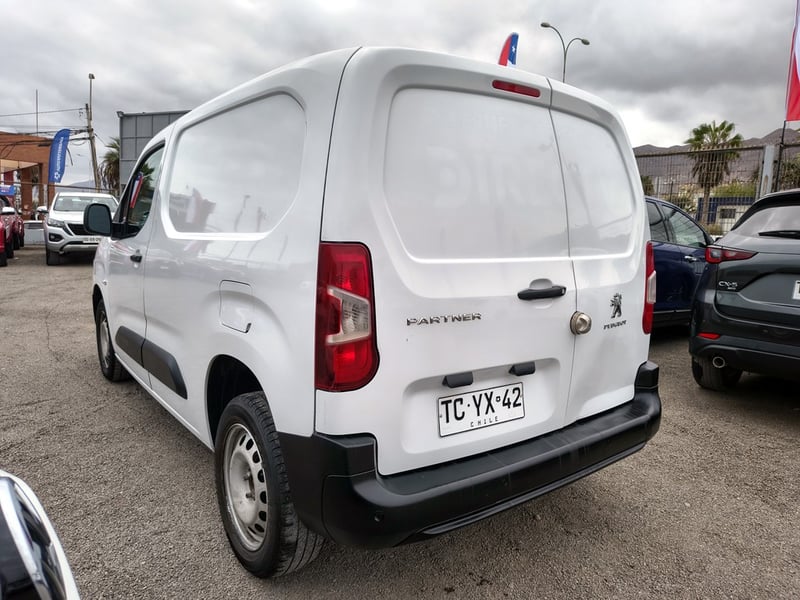 Peugeot PARTNER L1 1.5 Diesel 4X2 T/M 2024 - Imagen 5 de 17