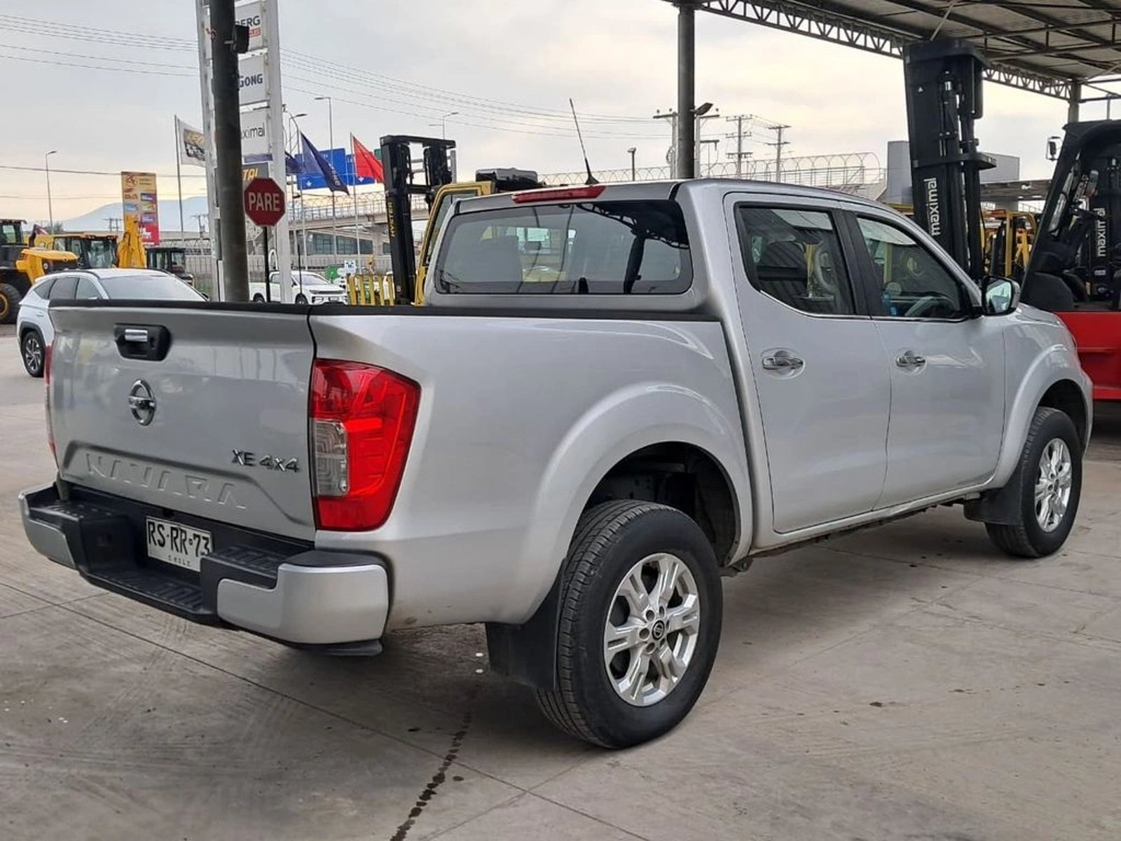 Nissan NAVARA 2.3 XE DC AT 4X4 2022 - Imagen 6 de 20