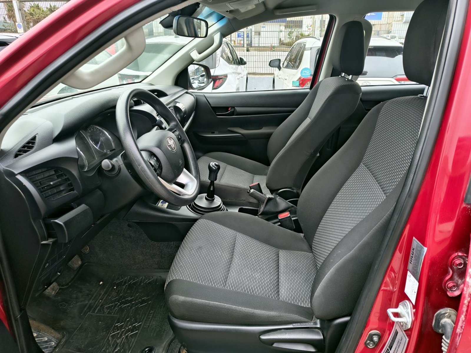 Toyota HILUX HILUX TSS 2.4 DIESEL 4X2 T/M 2021 - Imagen 10 de 20