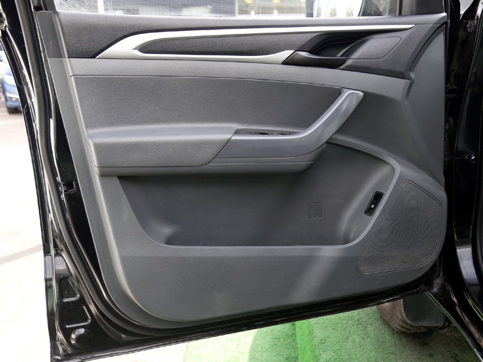 Maxus T60 4WD 2.0 MT 2024 - Imagen 10 de 20