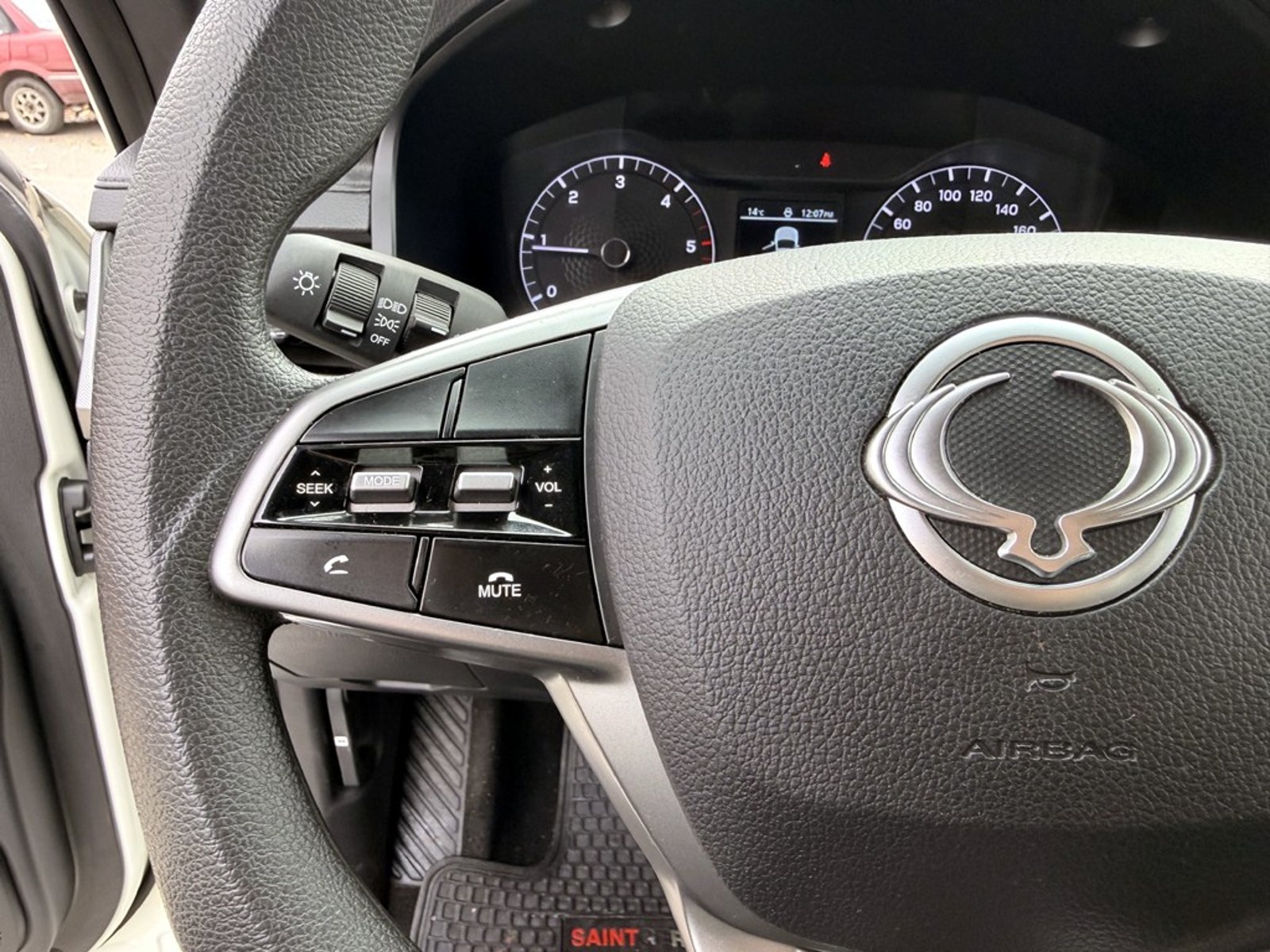 SsangYong MUSSO 2.2 4X2 AT 2025 - Imagen 18 de 20