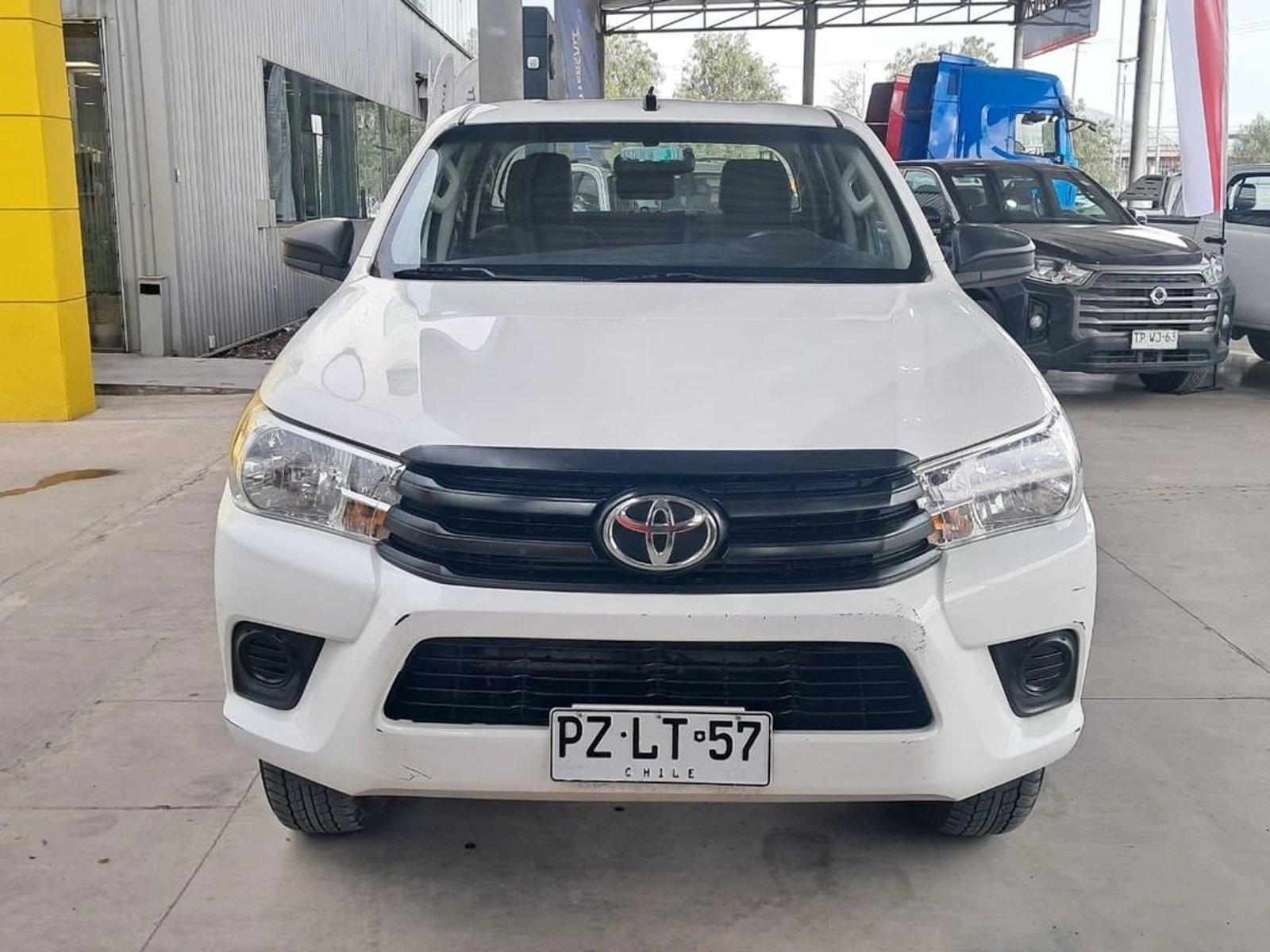 Toyota HILUX 2.4 DX 4X2 MT 2021 - Foto 3 de 20
