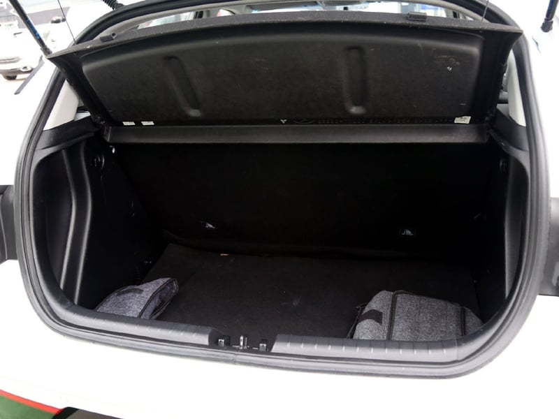 Hyundai I20 1.4 PLUS MT 2025 - Imagen 10 de 20