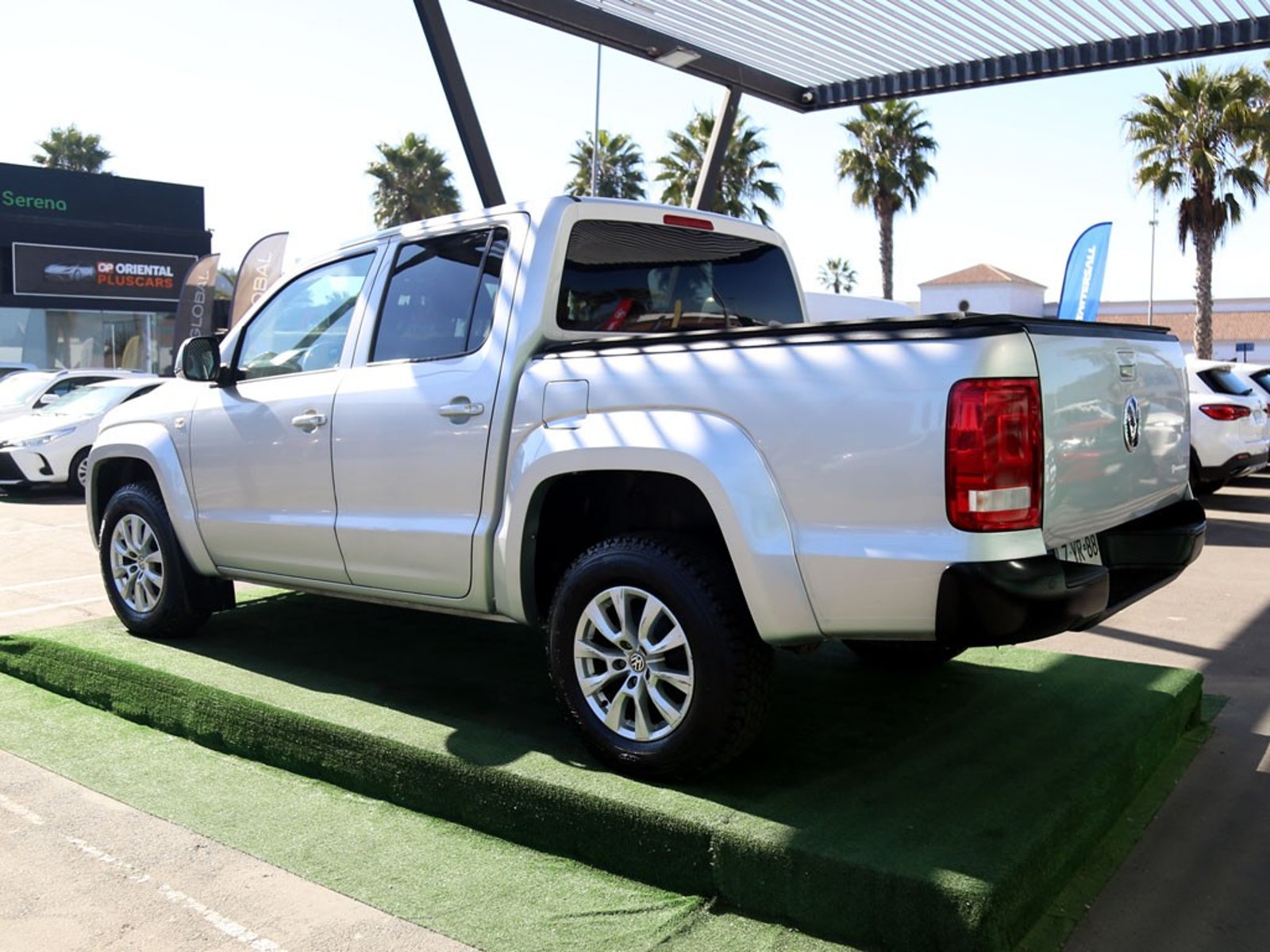VOLKSWAGEN AMAROK COMFORTLINE AT 2.0 4X4 2021 - Imagen 8 de 20