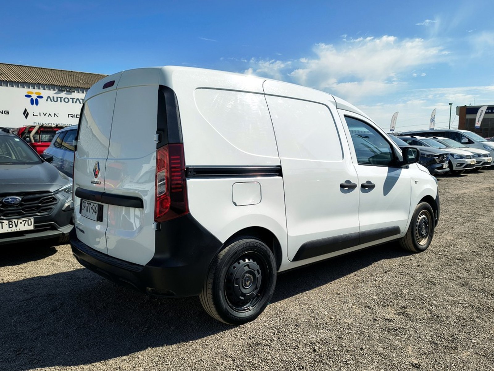 RENAULT EXPRESS 1.5 Diesel 4x2 T/M 2023 - Imagen 5 de 17