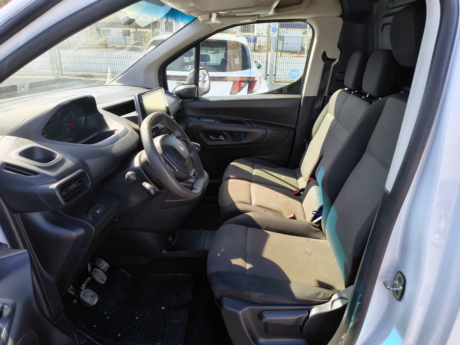 Peugeot PARTNER 1.5 L1 HDI 2024 - Imagen 10 de 16