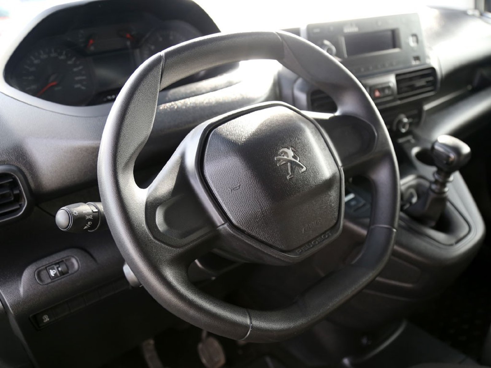 Peugeot PARTNER 1.5 L1 BLUEHDI 100 MT DIESEL 2023 - Imagen 15 de 20