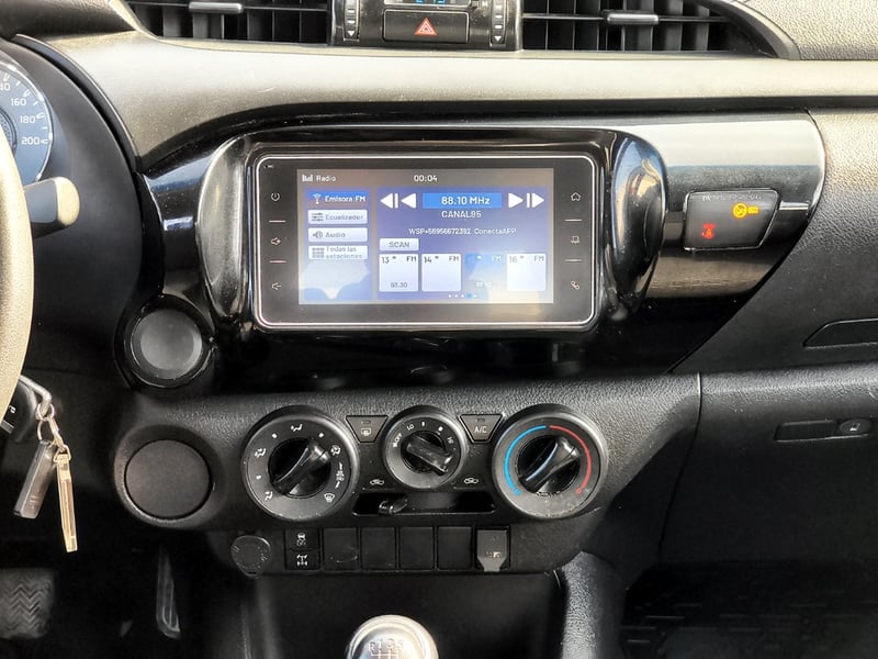 Toyota HILUX DX TSS 2.4 Diesel 4X2 T/M 2023 - Imagen 18 de 20