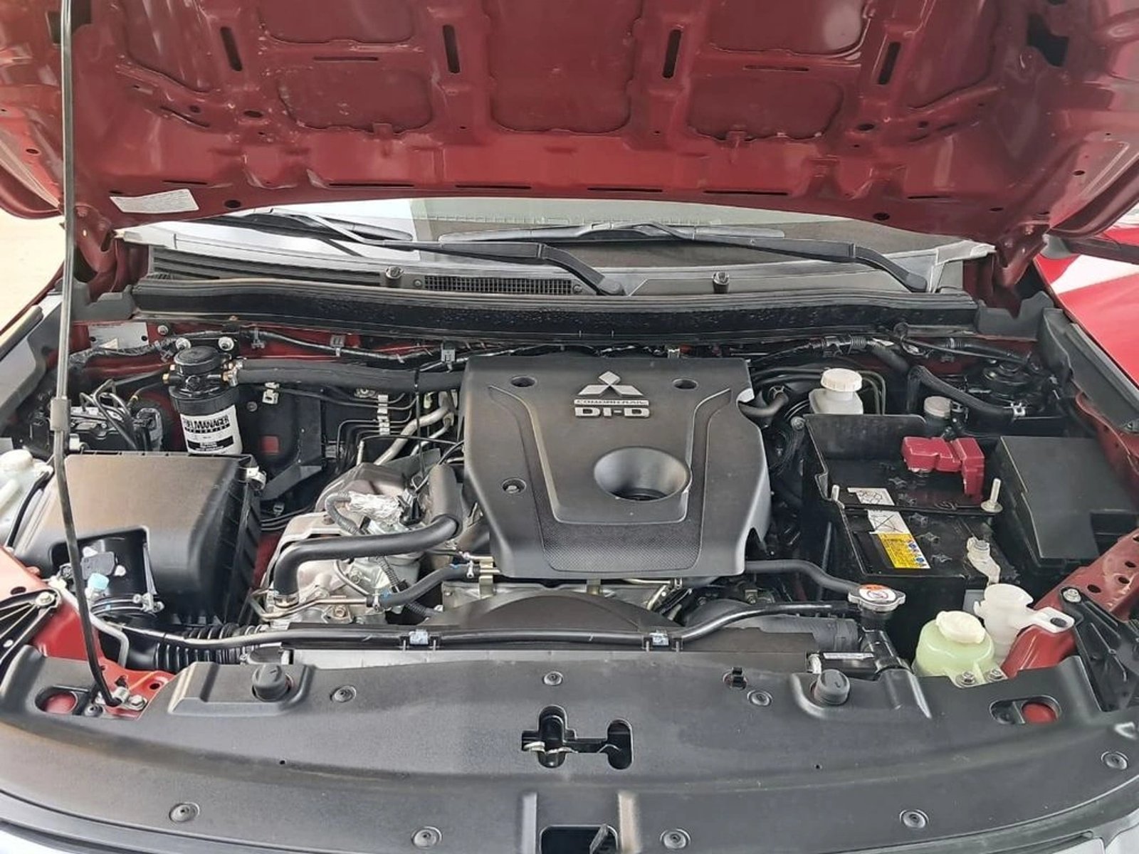 MITSUBISHI L200 KATANA CRT DIESEL 4X4 2022 - Imagen 12 de 20