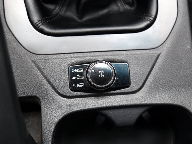 SsangYong MUSSO Grand 4X4 2.2 2023 - Imagen 18 de 20