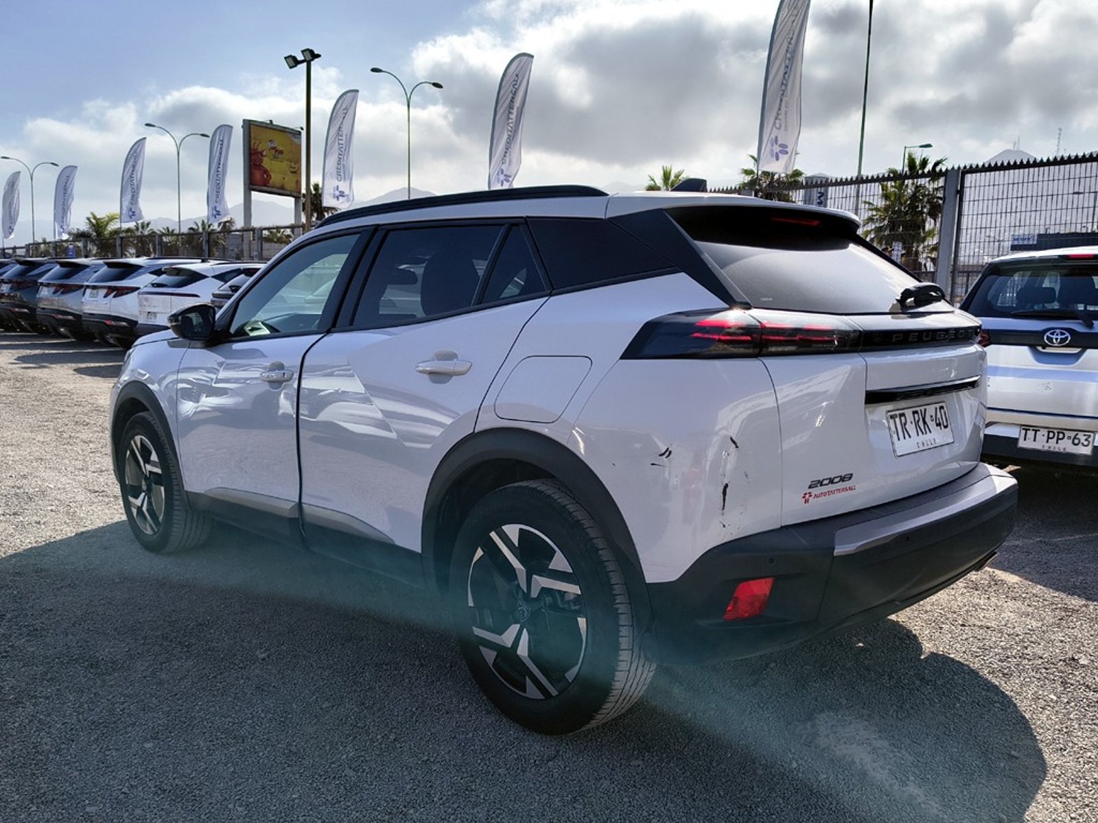 PEUGEOT 2008 1.5 Diesel 4x2 T/A Allure 2025 - Imagen 7 de 20