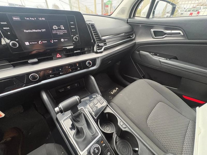 Kia SPORTAGE EX GDI 4X4 1.6 AUT 2025 - Imagen 9 de 12