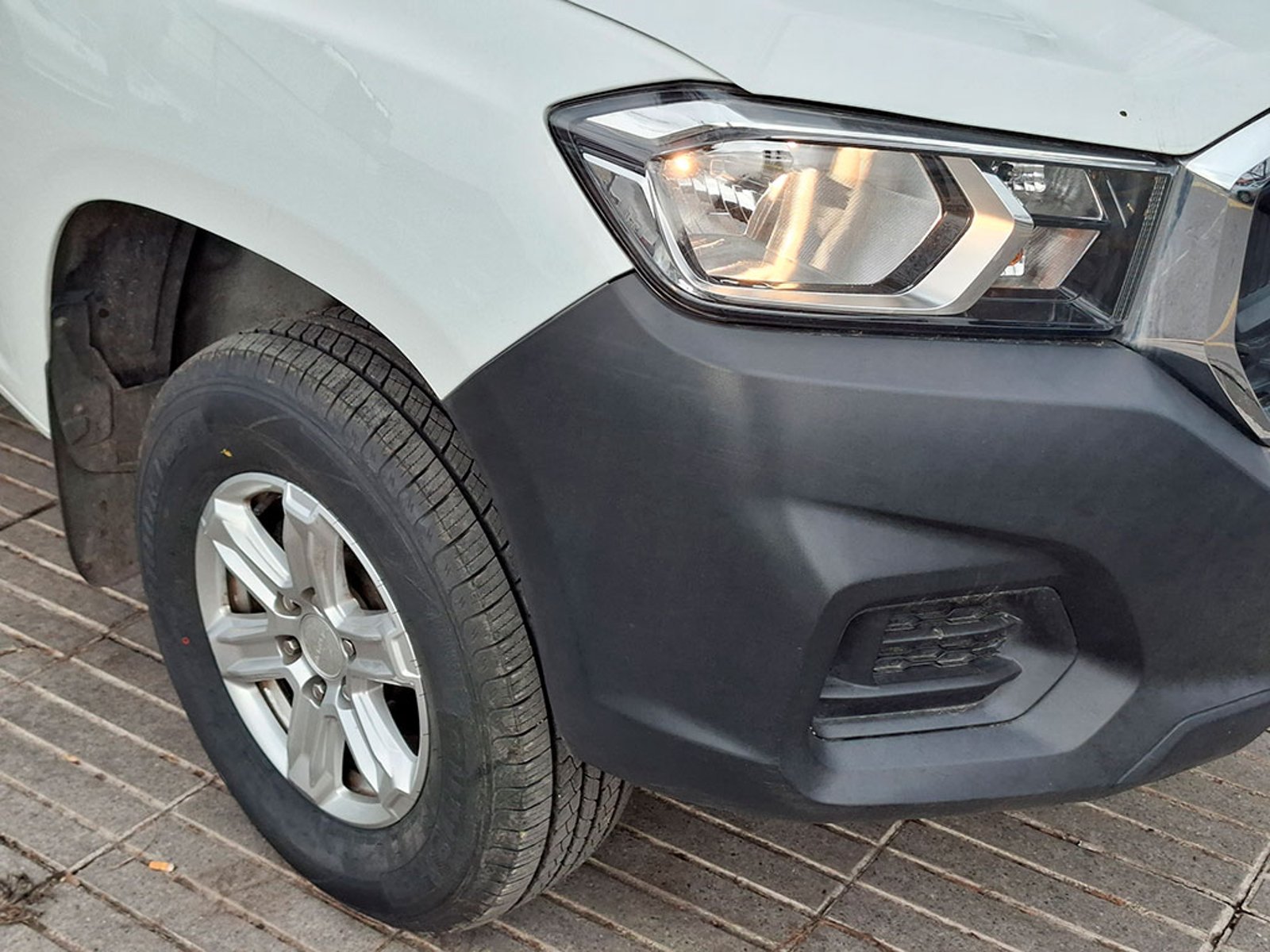 Maxus T60 T60 2.0 DX 4X2 MT 2024 - Imagen 7 de 20