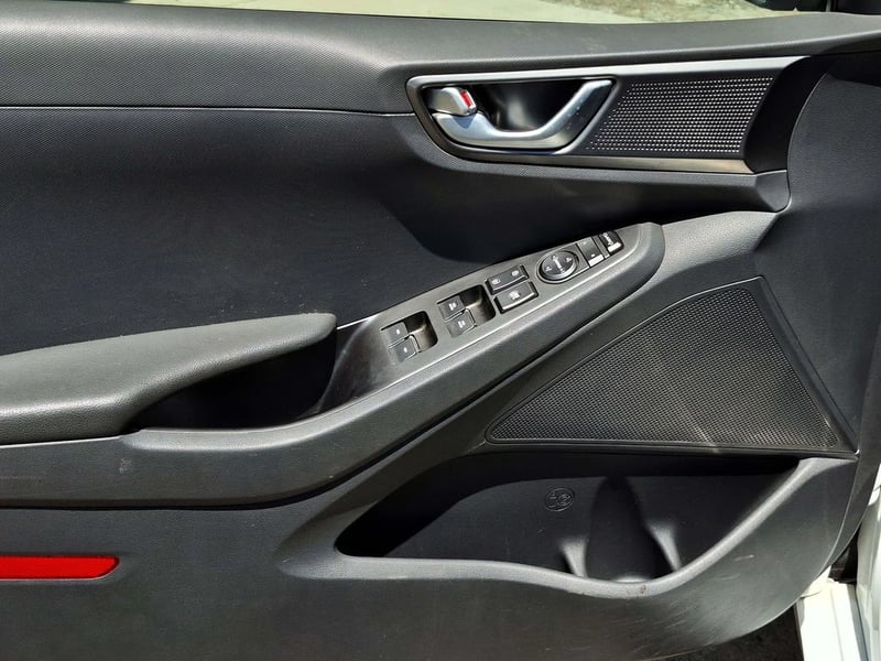 Hyundai IONIQ EV ELECTRICO 2021 - Imagen 12 de 20