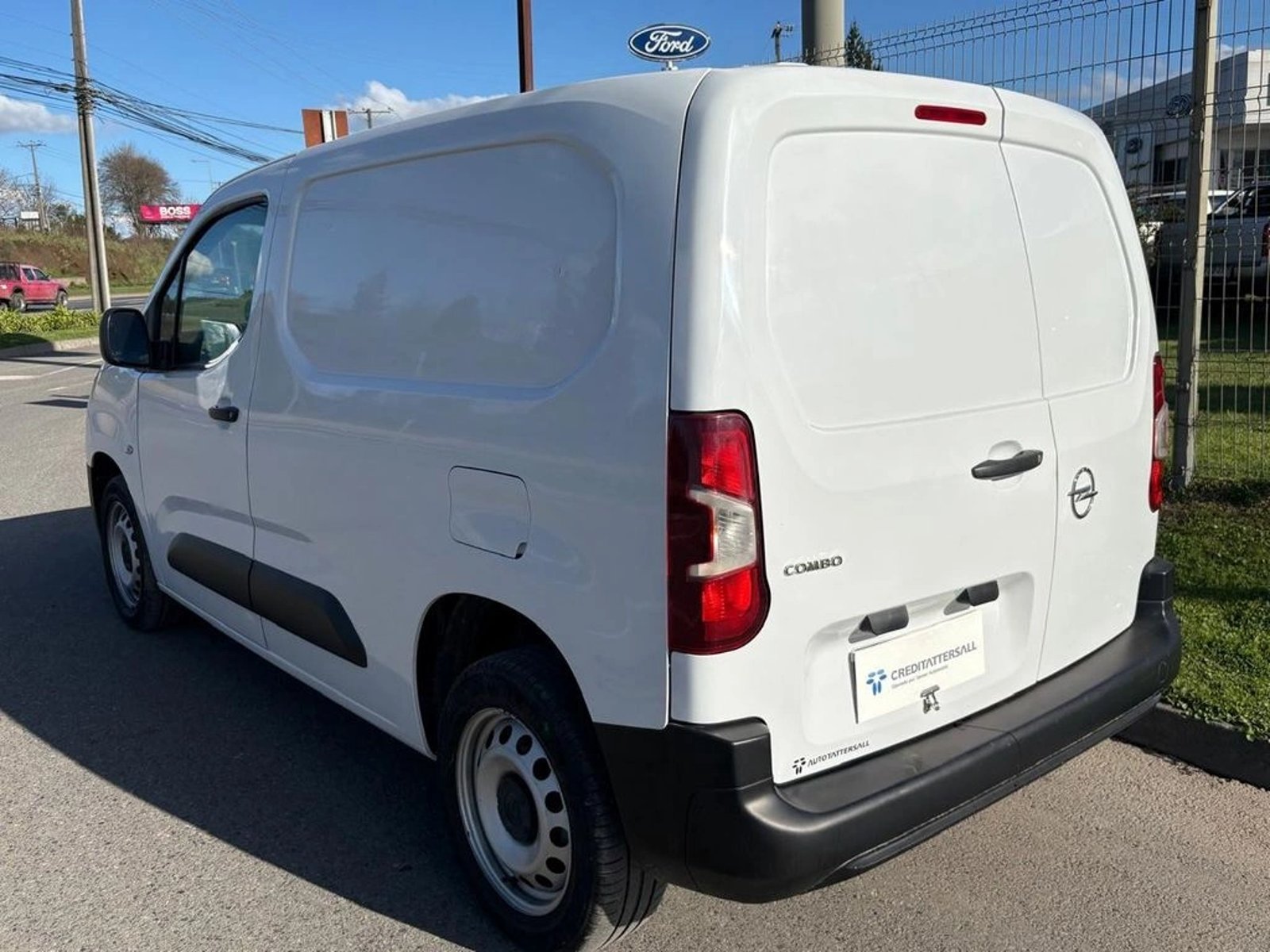 Opel COMBO 1.5 TD E6 2023 - Imagen 6 de 11
