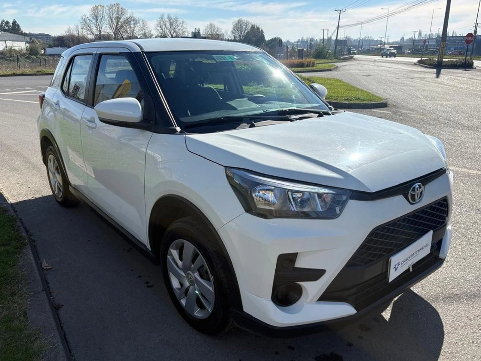 TOYOTA RAIZE 1.2 MT 2025 - Imagen 3 de 12
