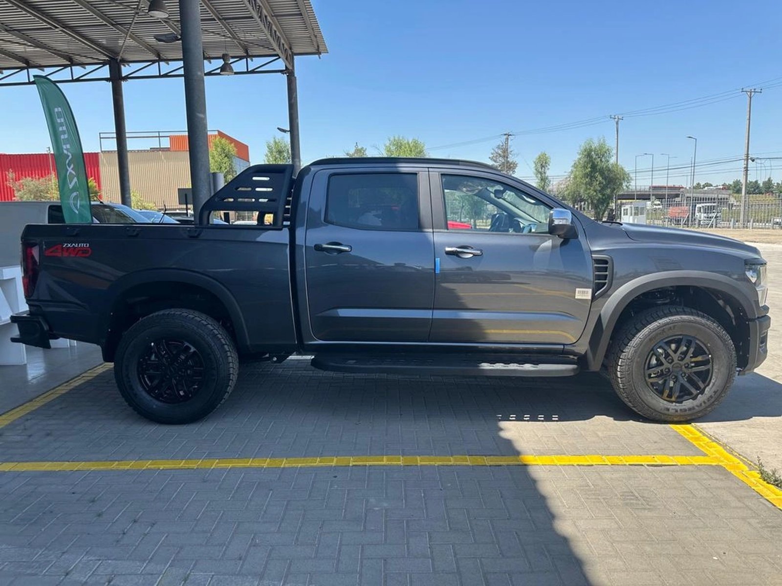 ZX Auto GRAND LION LUX XL DIESEL 4X4 AT 2.3 E6 2026 - Foto 4 de 19