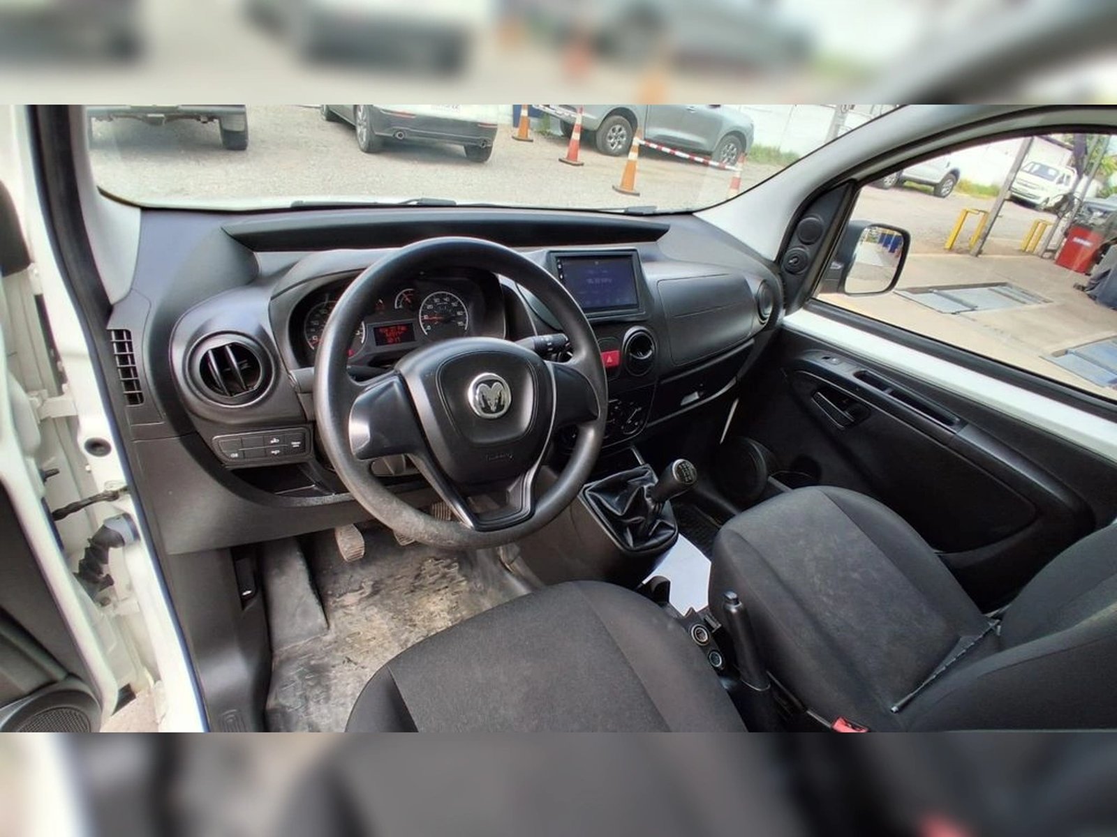 RAM V700 City DIESEL 1.2 MT 2022 - Imagen 10 de 16
