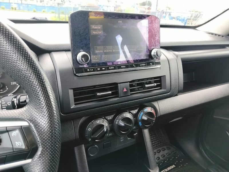 Mitsubishi L200 KATANA XRT 2024 - Imagen 8 de 8