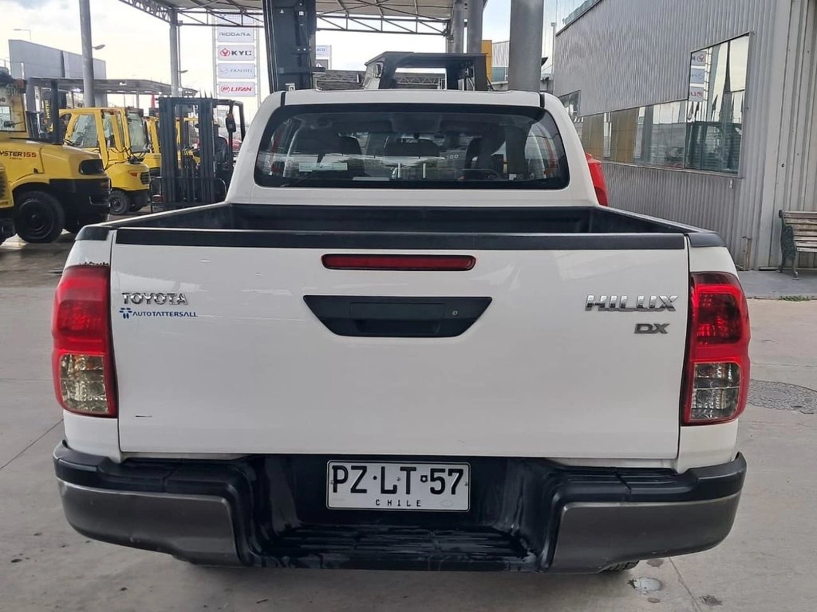 Toyota HILUX 2.4 DX 4X2 MT 2021 - Imagen 7 de 20