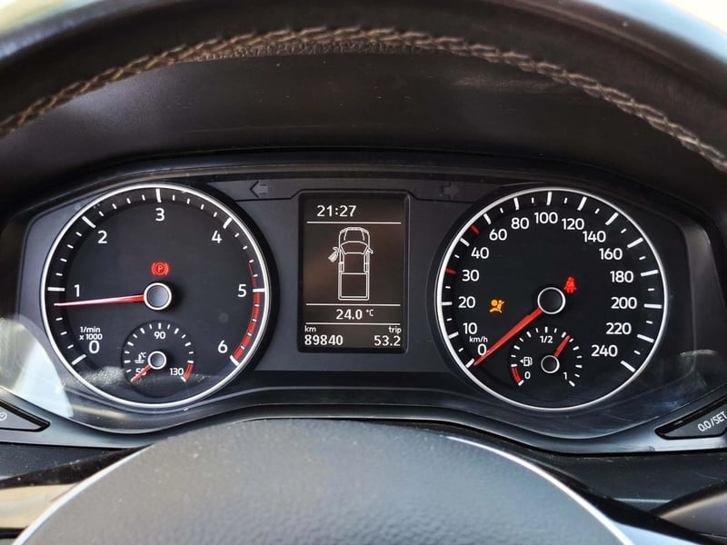 Volkswagen AMAROK TREDLINE 2.0 MT 4X2 2021 - Imagen 20 de 20